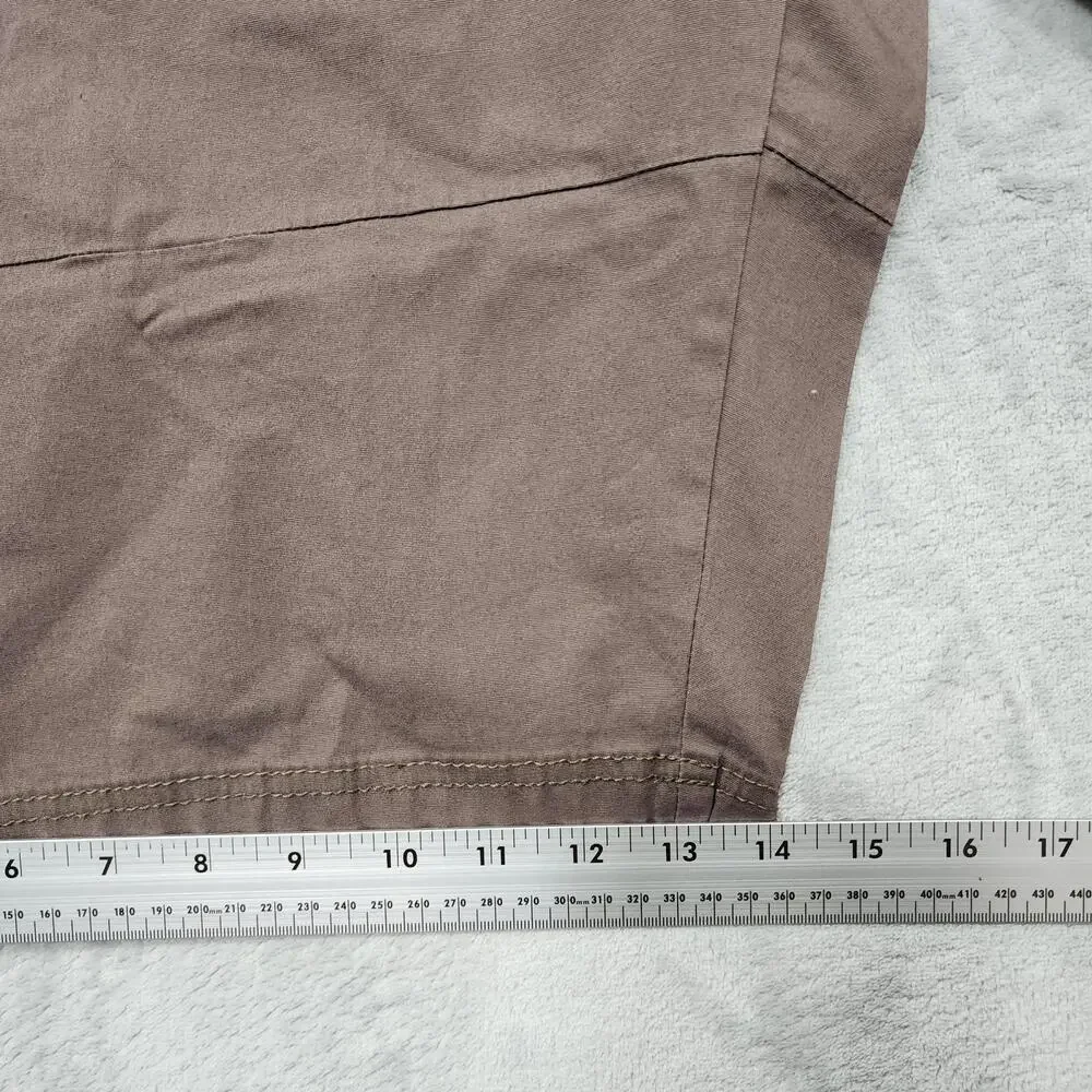 NEW Beverly Hills Polo Club Shorts Mens 44 Brown Cargo Modern Stretch Casual